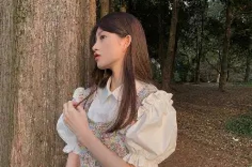 张凌赫塌房速度引热议！从顶流到口碑崩塌仅用3个月